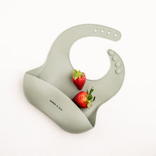 Load image into Gallery viewer, Silicone Logo Bibs