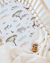 Load image into Gallery viewer, Snuggle Hunny Kids Safari Bassinet and Moses Basket Fitted Sheet / Change Pad Cover
