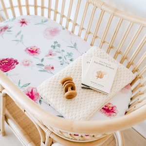 Snuggle Hunny Kids Wanderlust | Bassinet and Moses basket Fitted Sheet / Change Pad Cover