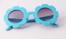 Load image into Gallery viewer, Flower Girl Sunglasses